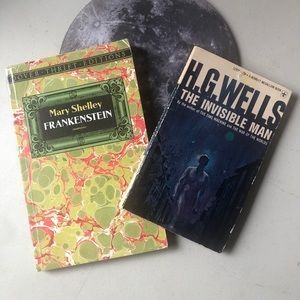 Vintage book set Frankenstein Mary Shelley 1994 & H.G. Wells invisible man 1964